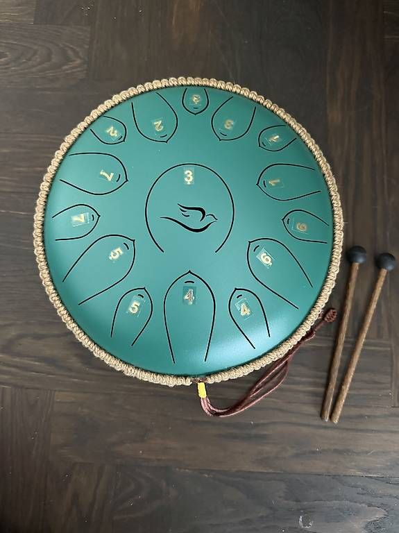 Musikinstrumente: HANDPAN-TROMMEL MIT SCHLÄGELN – Gebraucht aus Dübendorf von and_9y69 1