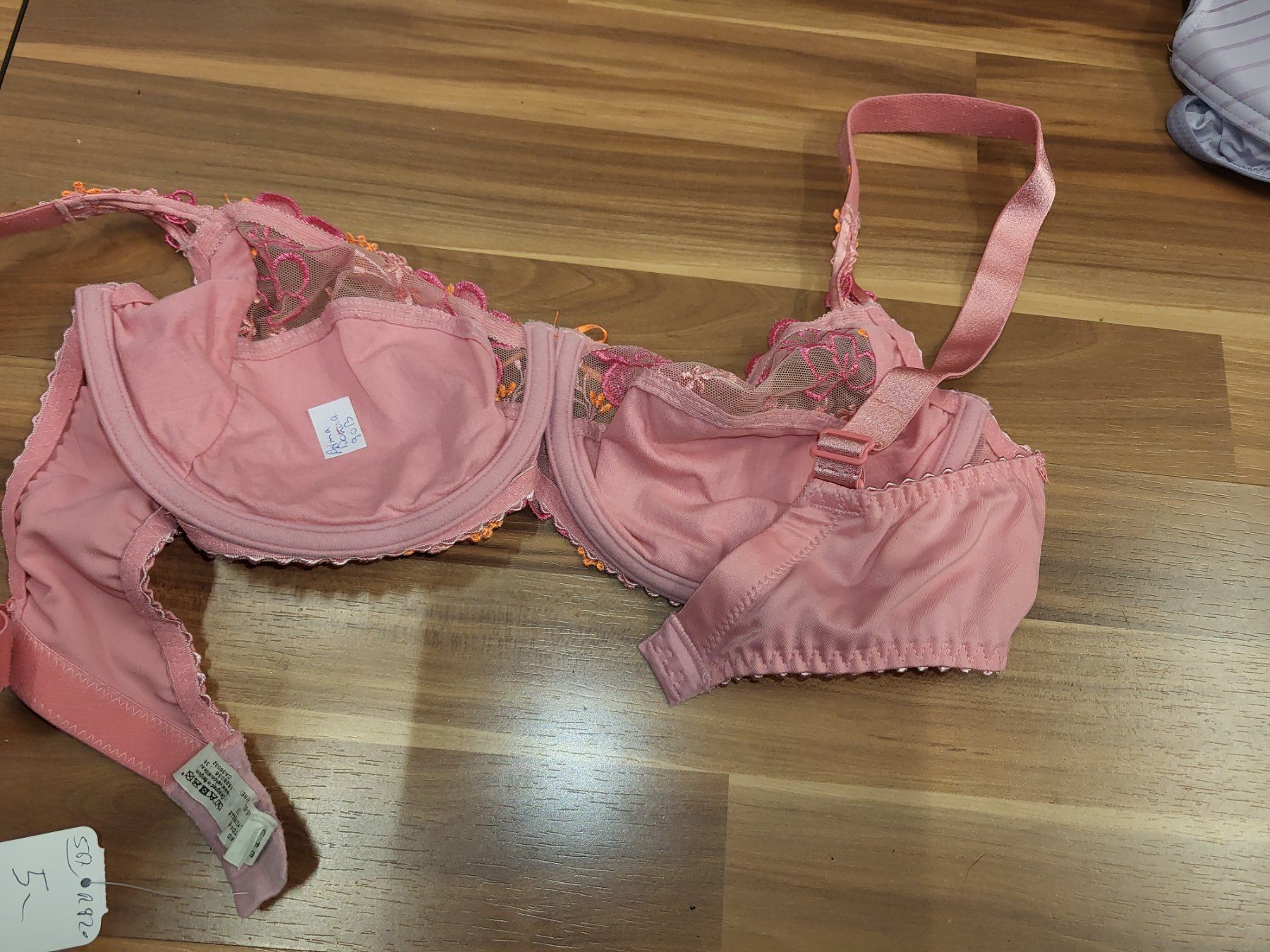 Sonstige Unterwäsche: ein BH verschiedene Grössen B19 – Gebraucht aus Schwarzenburg von Flamingo07 2