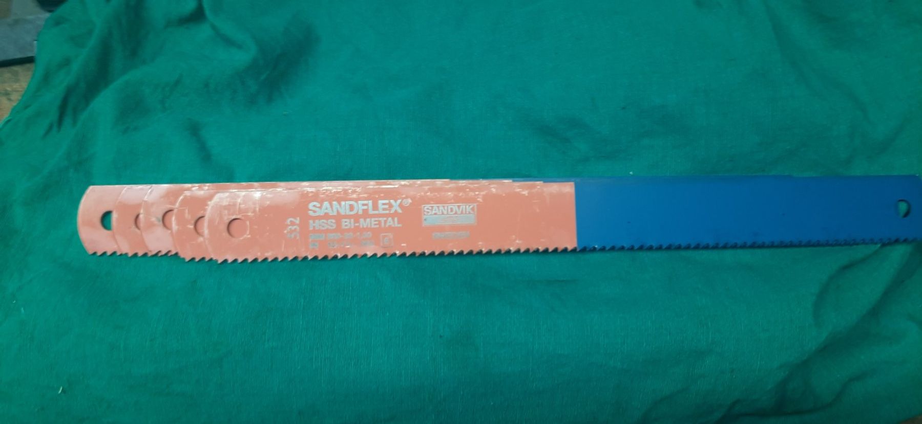 Sandvik Seghe: Bügelsägeblätter – Nuovo (secondo la descrizione) da Uhwiesen venduto da Timtim