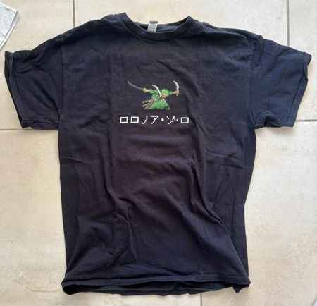One Piece Zoro T-Shirt (M)
