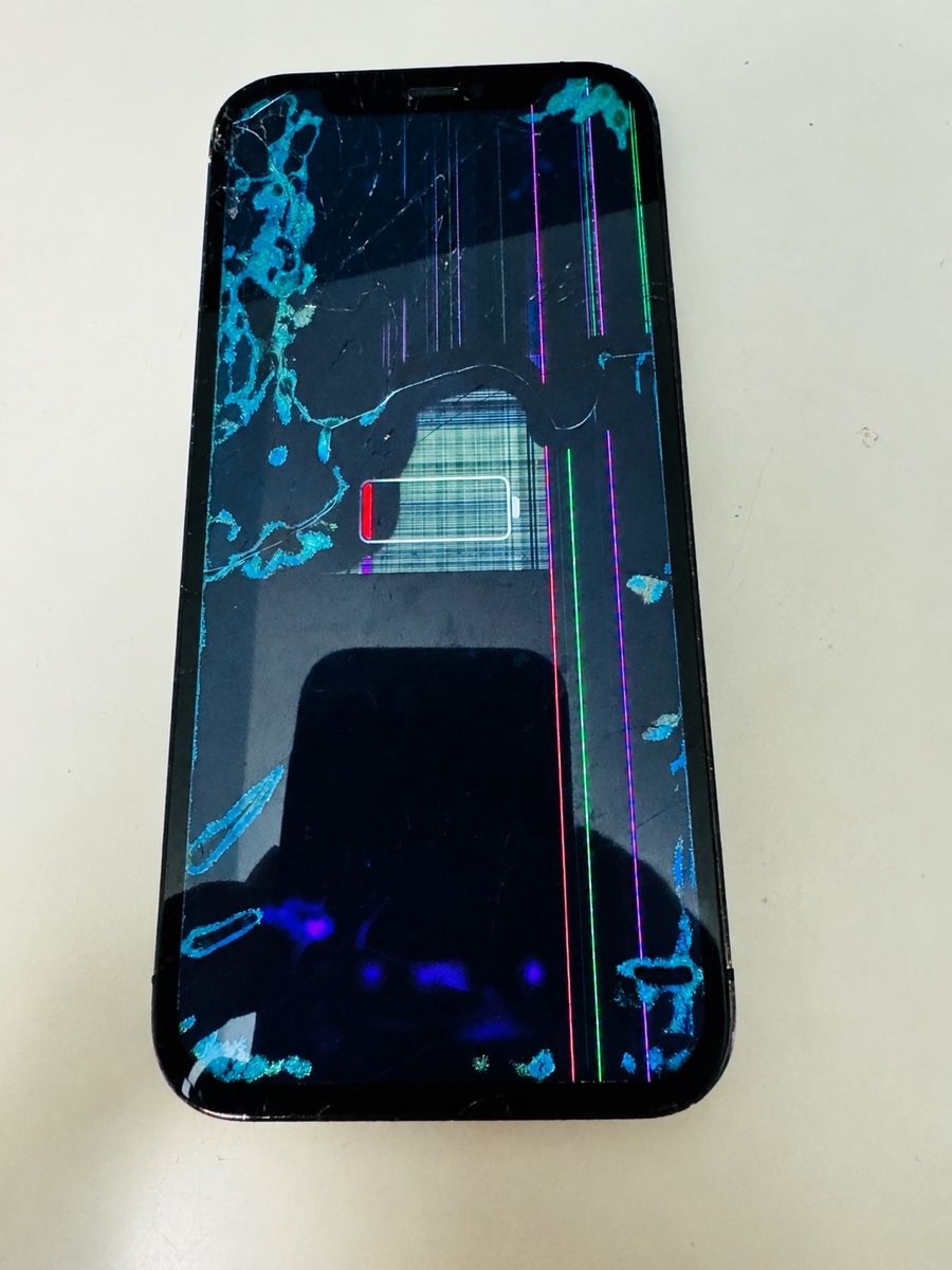 Apple Telefoni cellulari / Smartphones: iPhone 12 Pro Defekt  – Difettoso da Nyon venduto da piv_5qhc 1