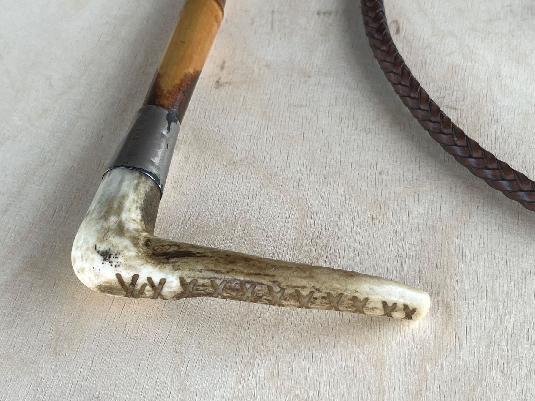 Carrozze: sehr schöne antike Jagdpeitsche aus England – Usato da Feldbach venduto da Fea1 2