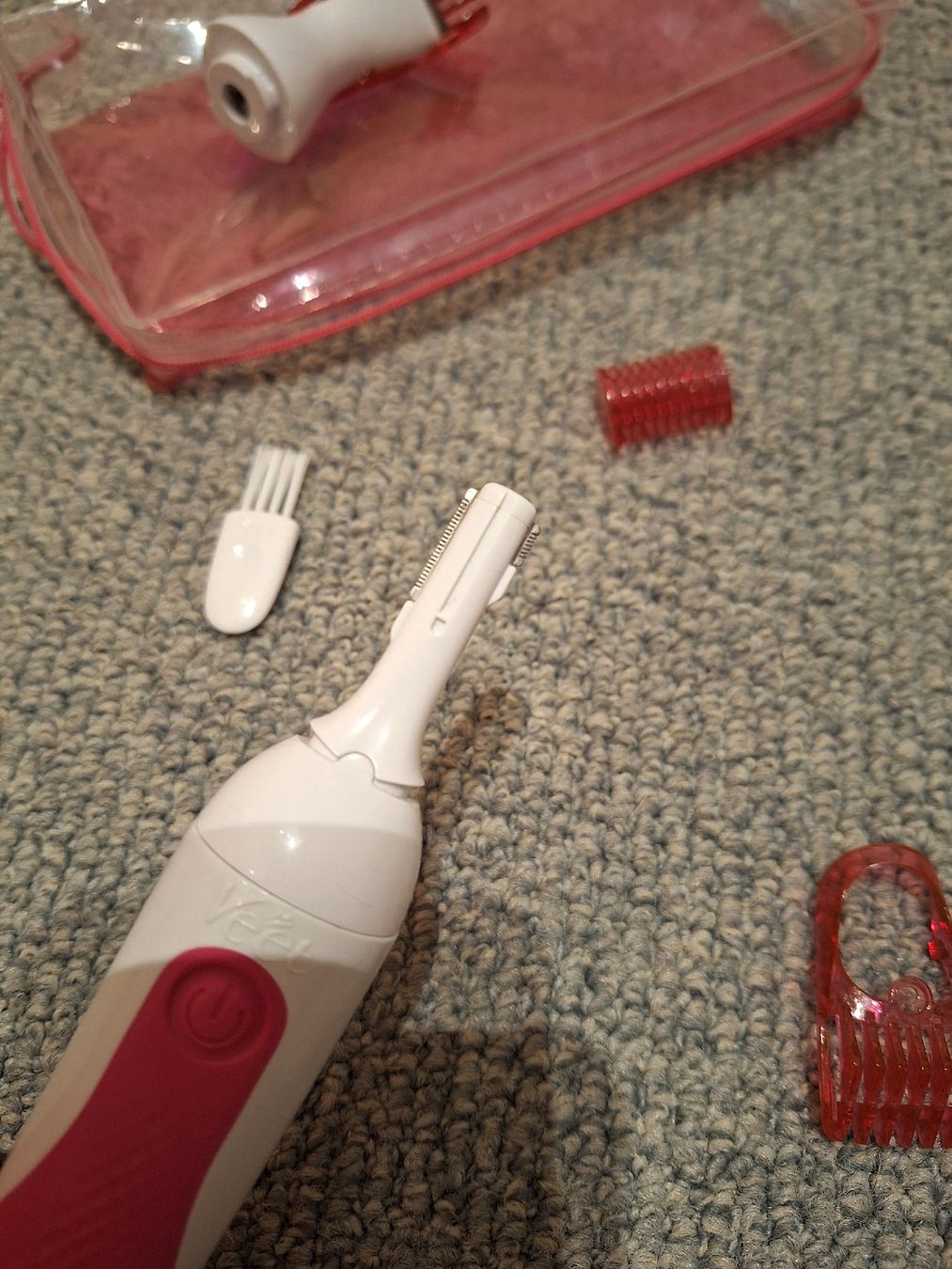 Veet Rasoi & Lamette da barba: Veet Damen Multifuntions Trimmer – Usato da Hägglingen venduto da fab_5sbm 4