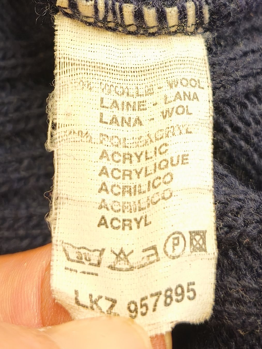 Pullover & Sweatshirts: Herren Pullover dunkelblau Wolle Gr.L – Gebraucht aus Emmetten von SecondhandSiska 3
