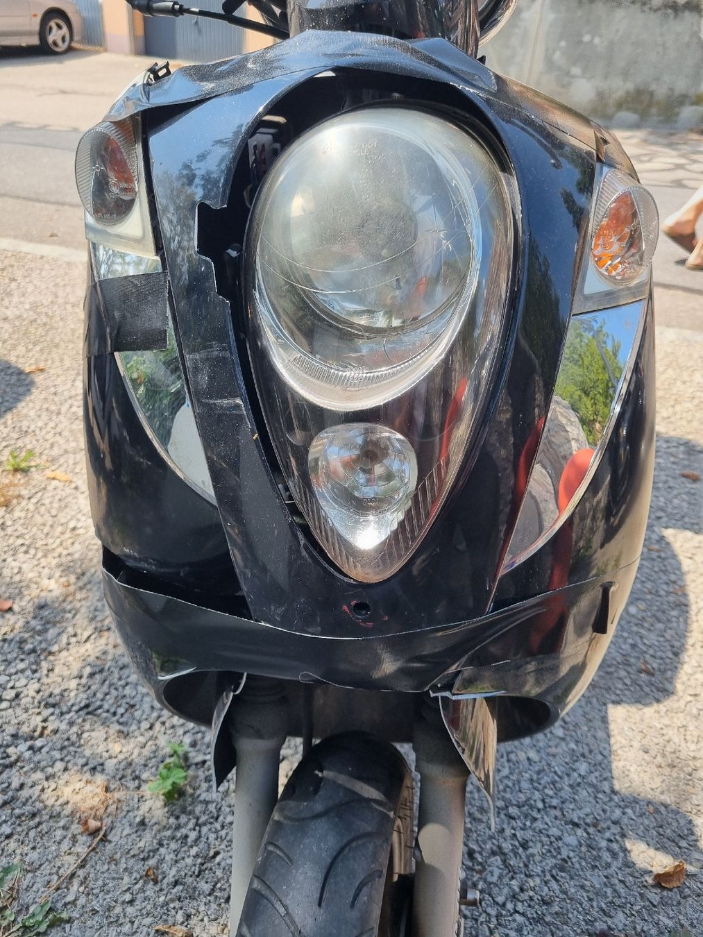 Sym Scooters: scooter SYM mio 100 abîmé  – Defekt aus Neuchâtel von Sigirahel 3
