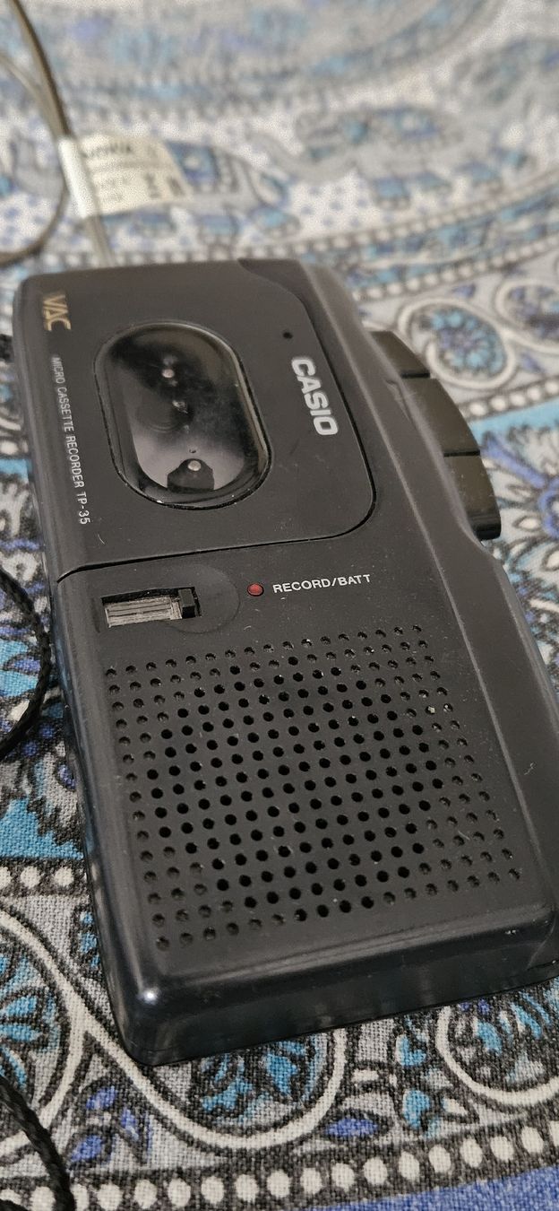Casio Enregistreurs: Casio TP-35 Mini Kassettenrecorder  – D'occasion à Belp par Ginus85 1