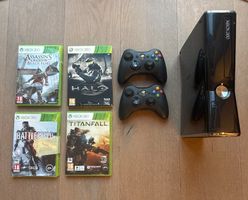 XBOX 360 Konsole mit 4 Spielen und 2 Controllern