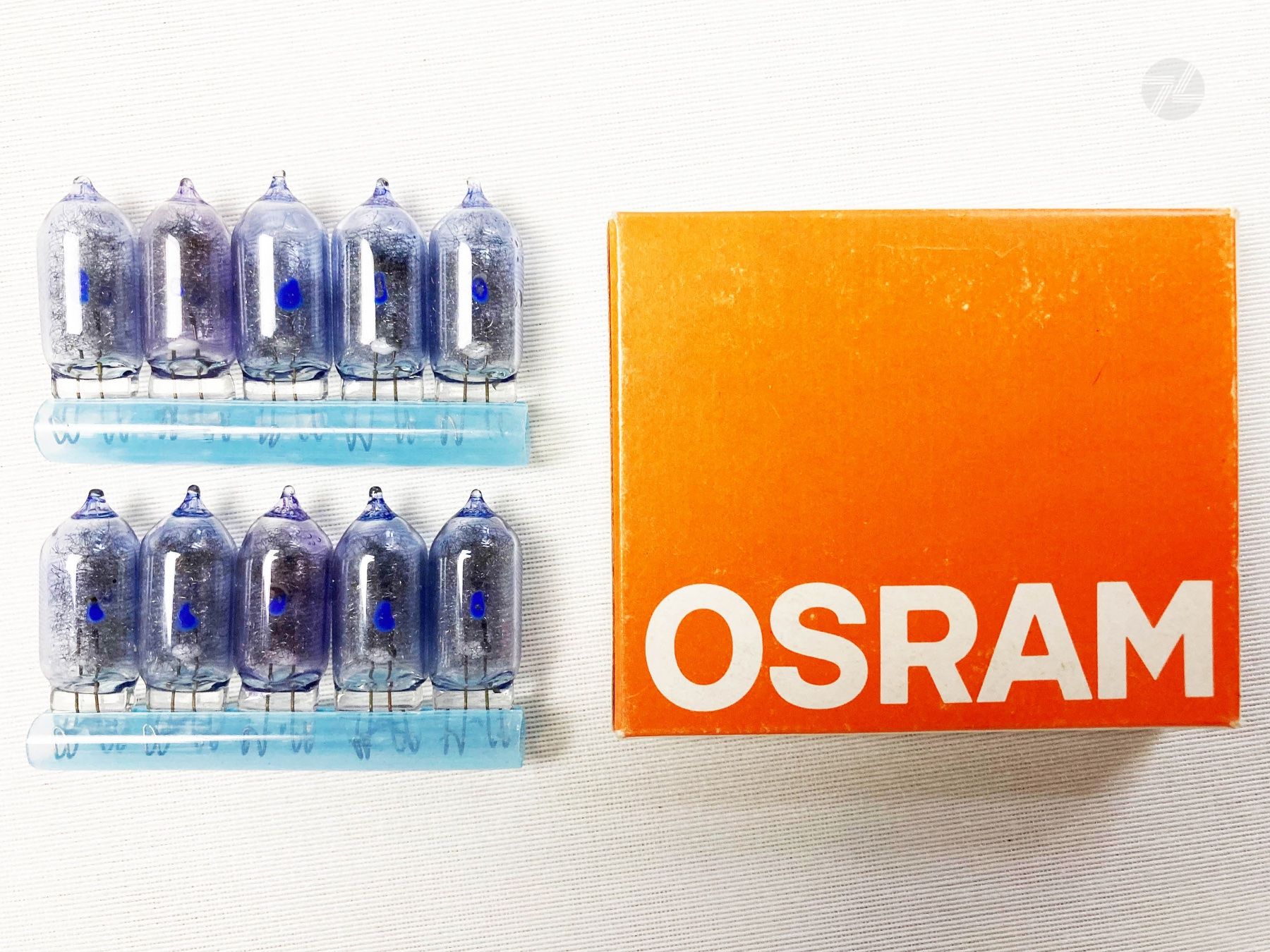 Osram Flashs: 2x Osram Vacublitz AG 3 B Super 10er Pack Fotoblitz Flash – D'occasion à Wetzikon ZH par cyan74