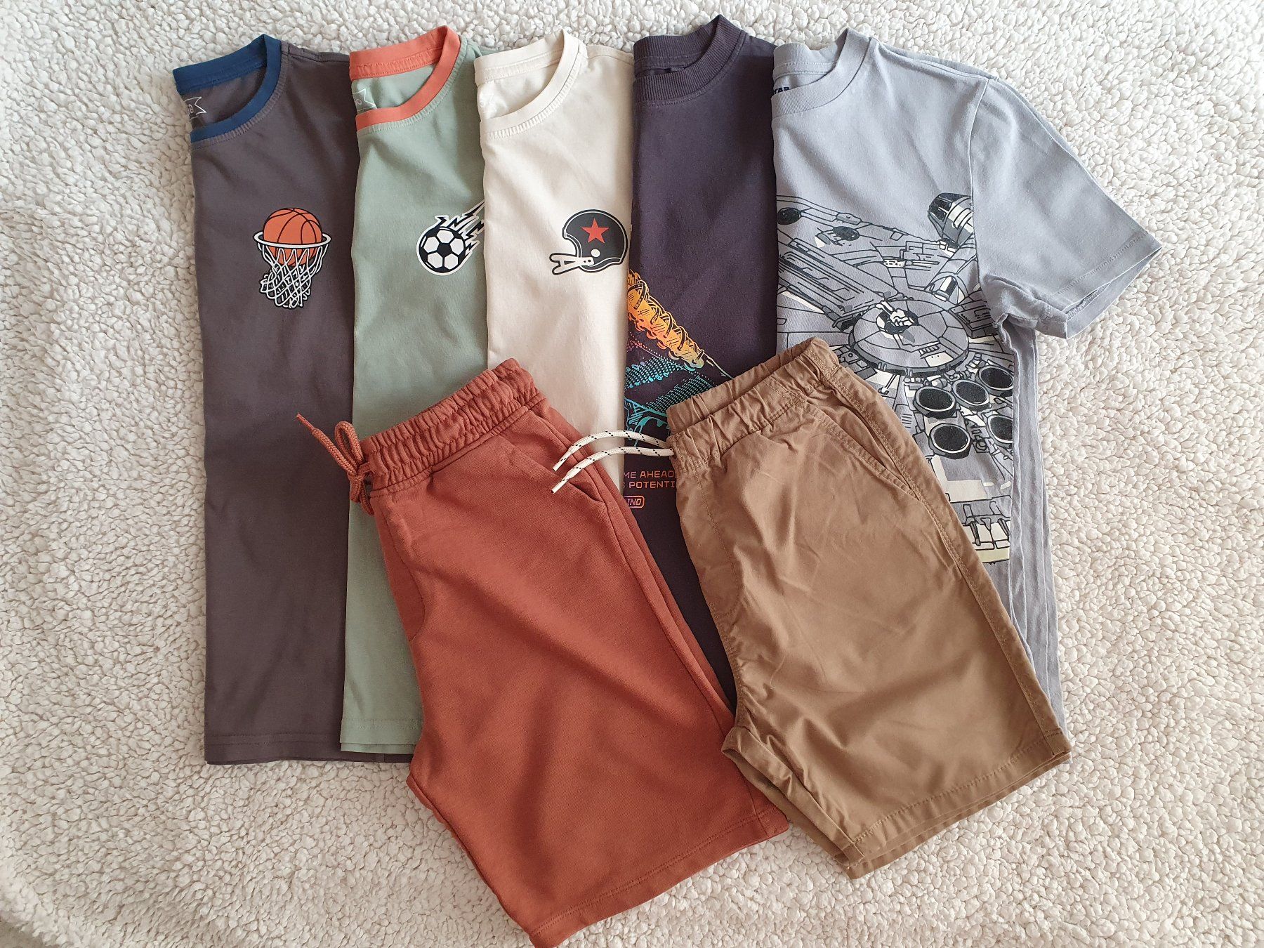 Lotti & Set di vestiti: Sommerkleiderpaket Jungs Gr.140 – Usato da Neunkirch venduto da M.Costa1 4