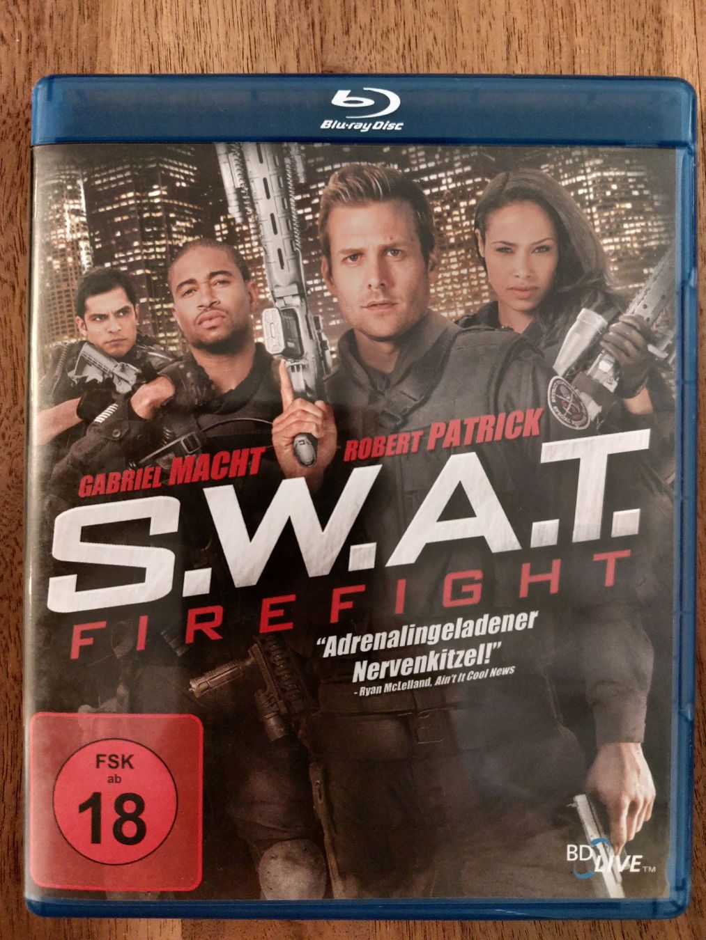 Alle DVDs: Blu Ray - S.W.A.T.: Firefight – Gebraucht aus Rheinfelden von FilmAuktion