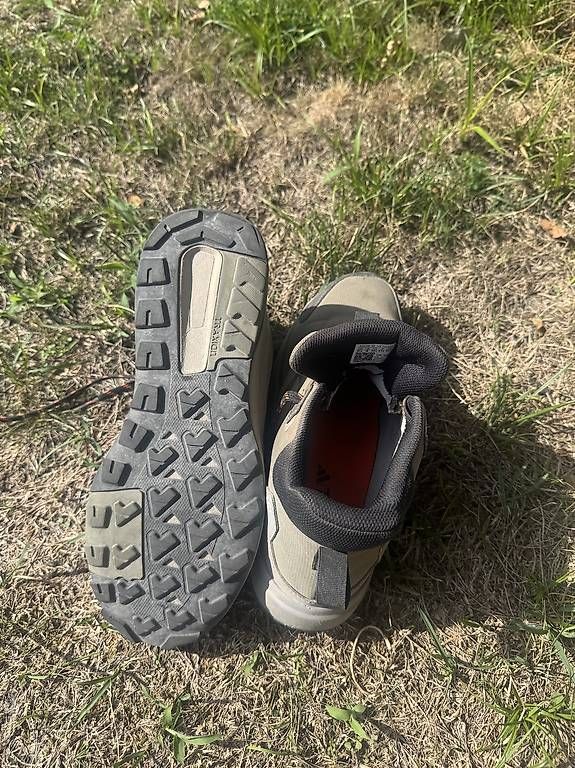 Adidas Herrenschuhe: Wanderschuhe Adidas Terrex – Gebraucht aus Jona von Twins0812 1