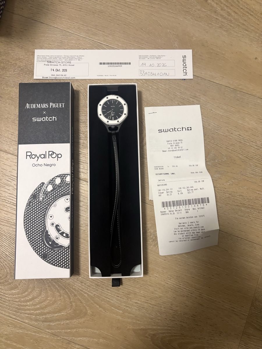 2x AP x Swatch Royal Pop OCHO NEGRO – Neu (Neu und originalverpackt) in ...