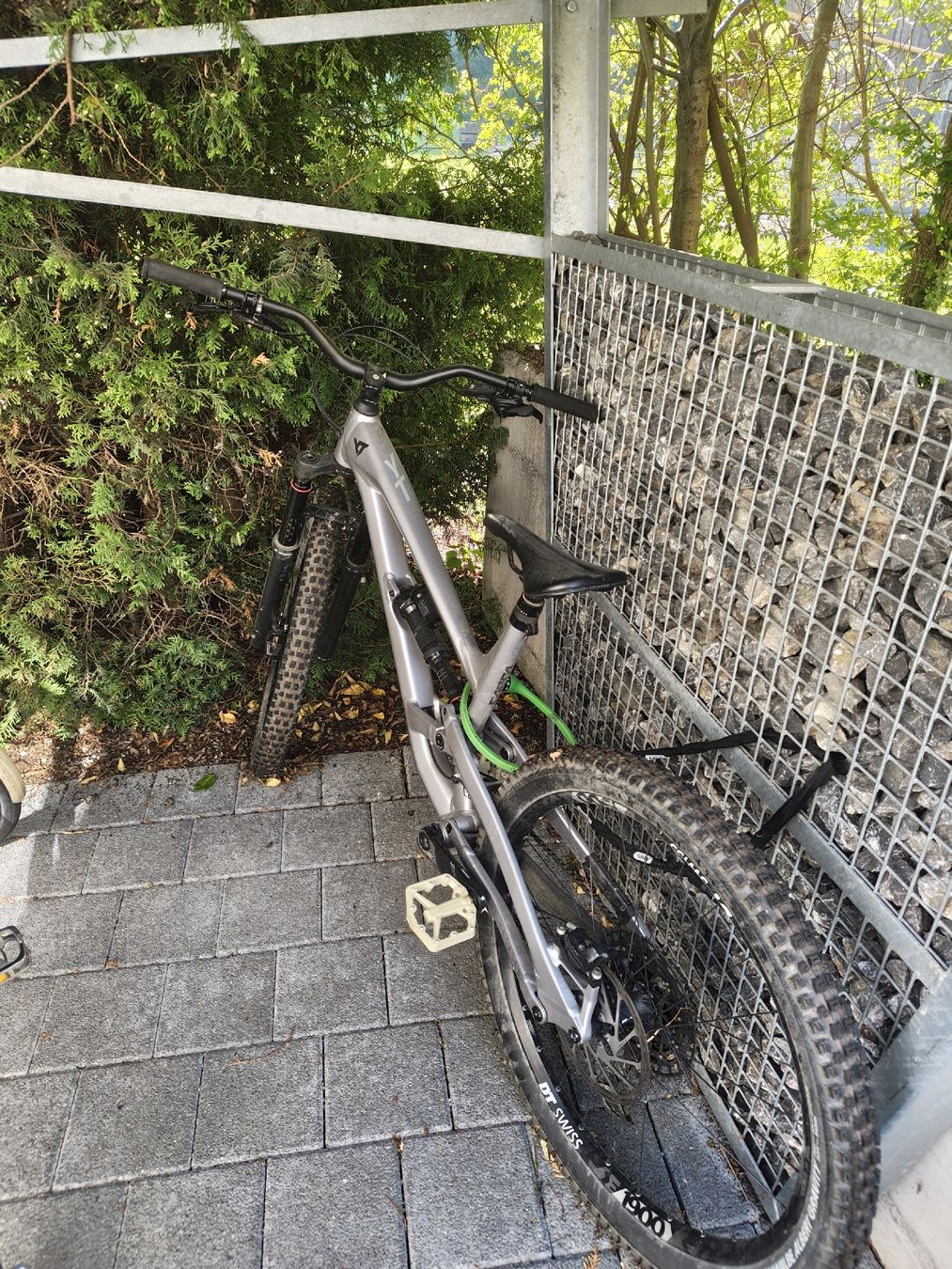 YT Vélos: YT Enduro Bike – D'occasion à Netstal par jor_25jg 3