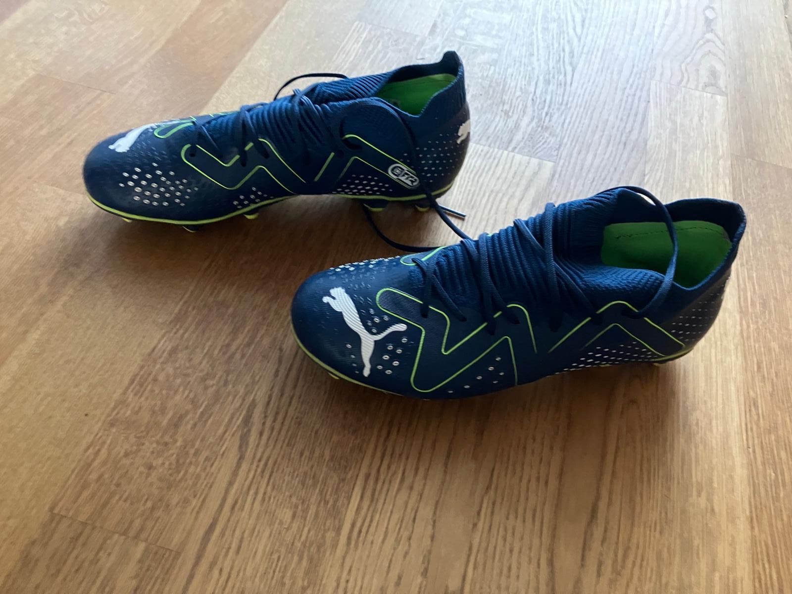 Puma Herrenschuhe: PUMA Fussballschuhe Future Pro – Gebraucht aus Bubikon von tokidoki