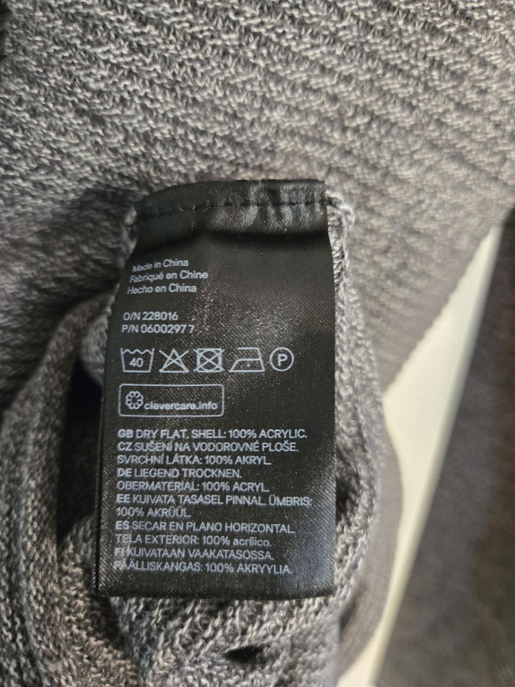 H&M Maglioni & Felpe: H&M 2er Pack Pullover, Grösse M, Top Zustand – Usato da Dübendorf venduto da Timulka 5
