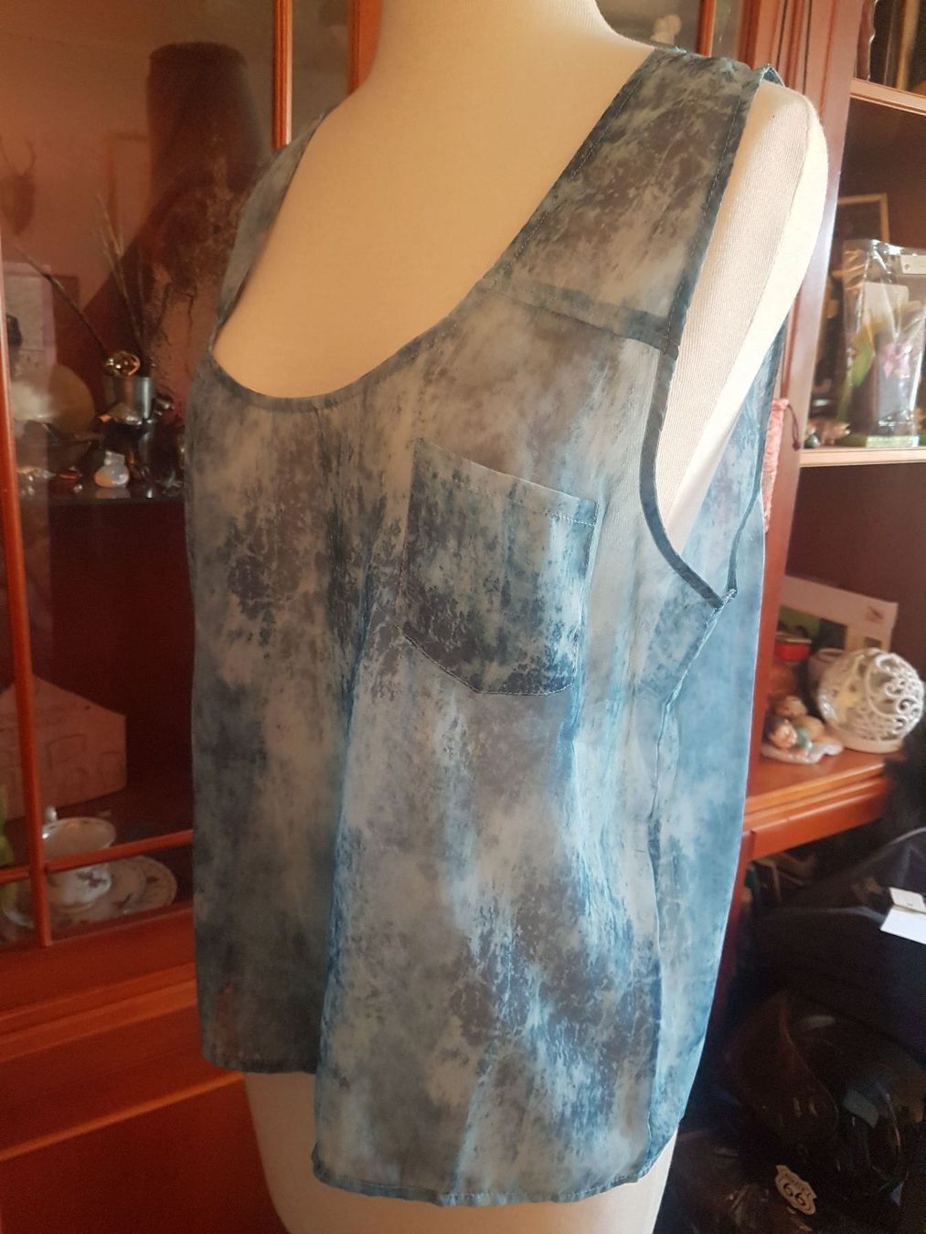 Top: Leichtes transparentes Sommertop – Nuovo (secondo la descrizione) da Oberengstringen venduto da Sheera7 1