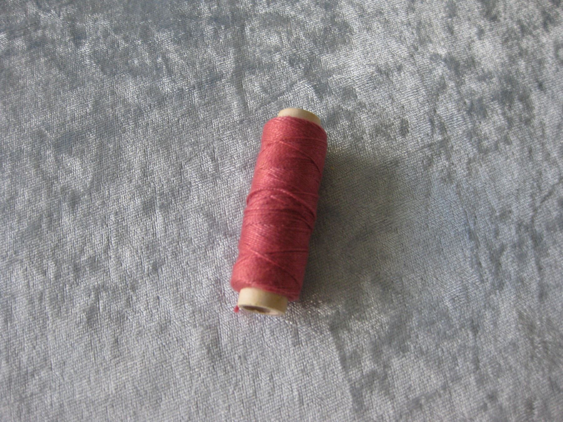 Kordeln & Faden: Klöppelgarn 8/2 – Neu und originalverpackt aus Pfäffikon SZ von Desideria0