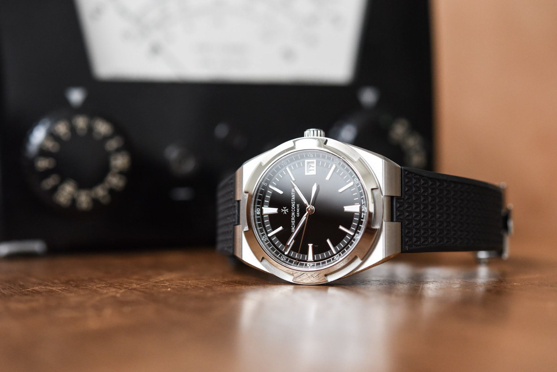 Vacheron Orologi: Vacheron Constantin Overseas 4500V – Nuovo e nell'imballaggio originale da Thalwil venduto da LeCh1ffre 4