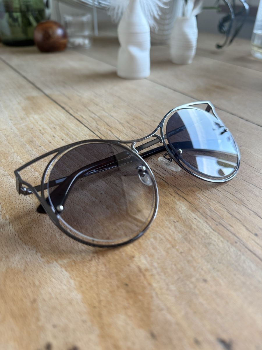 Alexander Mcqueen Brillen & Gläser: Original Alexander MC Queen Sonnenbrille – Gebraucht aus Liebefeld von Lalyle 1
