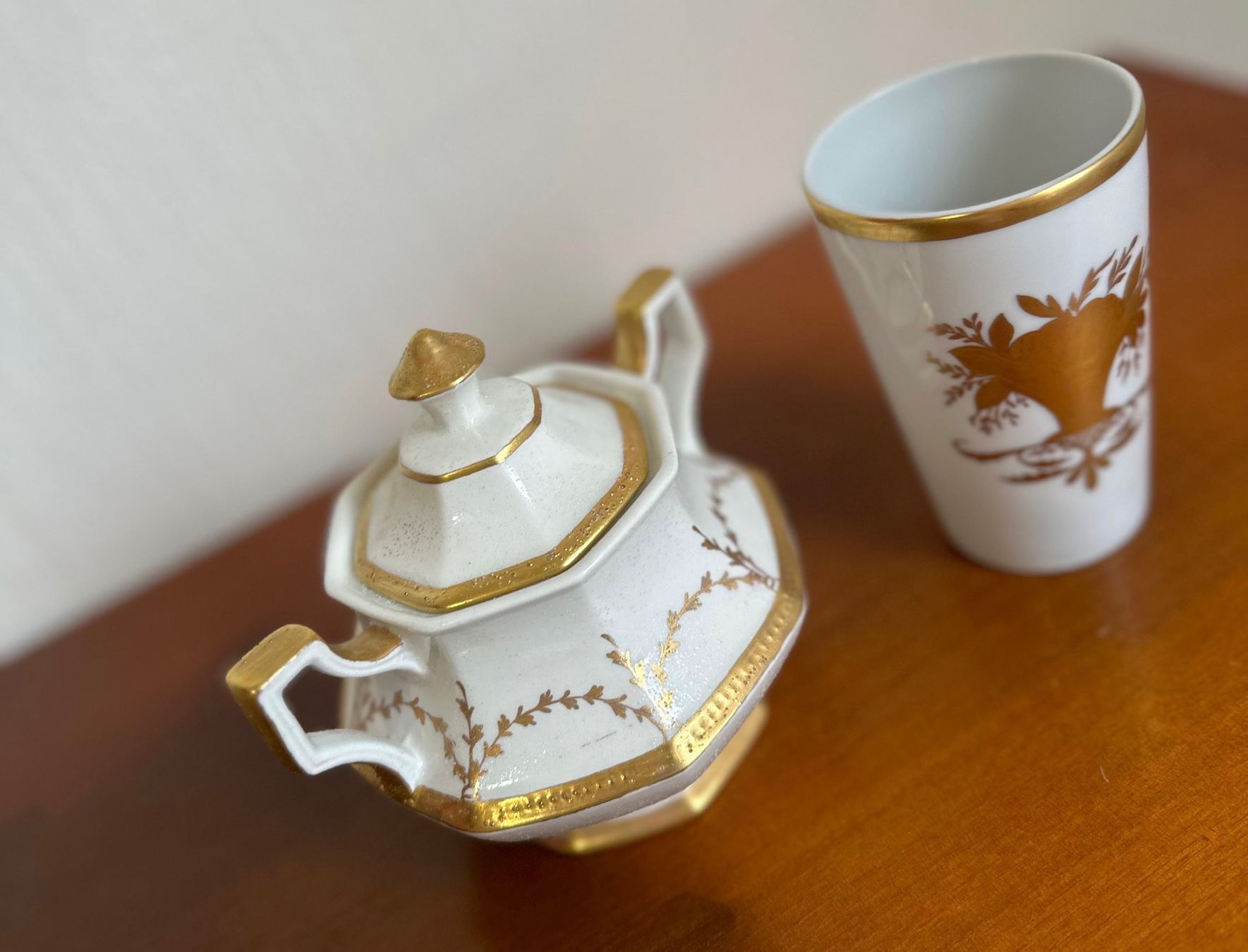 Set di piatti: Sucrier & Gobelet Langenthal - Peints main S. Gonseth – Usato da Crissier venduto da ale_5bqt