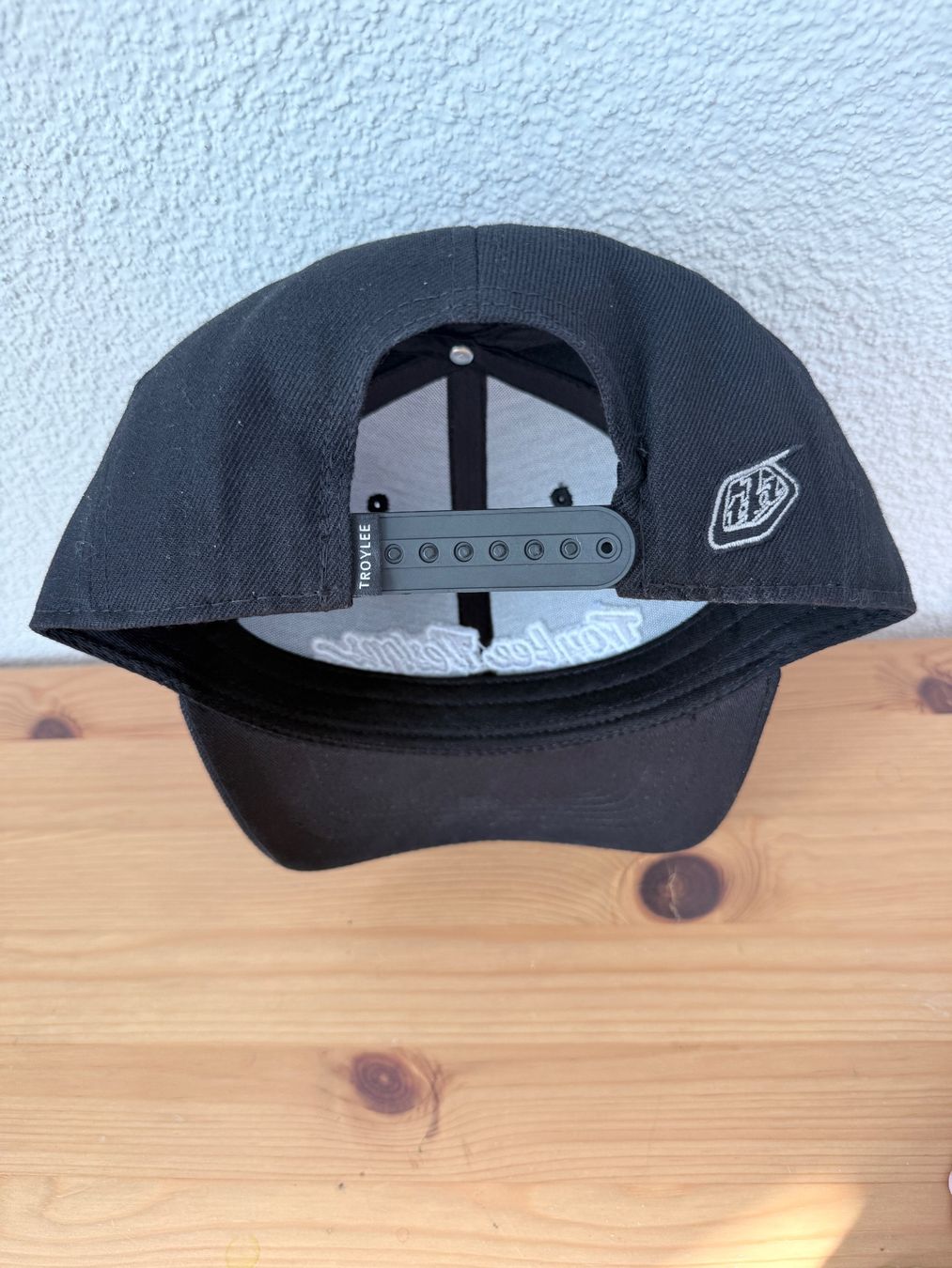 Troy Lee Copricapi, berretti & cappellini: Troy Lee Designs Cap – Nuovo e nell'imballaggio originale da Glattpark(Opfikon) venduto da Kamoteboy 3
