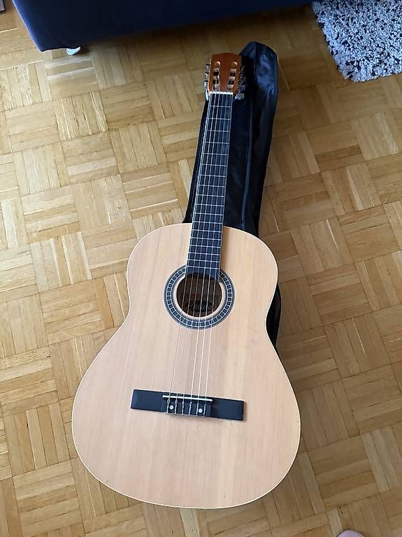 Instruments de musique: Gitarre  – D'occasion à Zürich par car_55kf