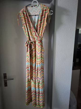Damen Kleid Wickeloptik Print Grösse 36 guter Zustand