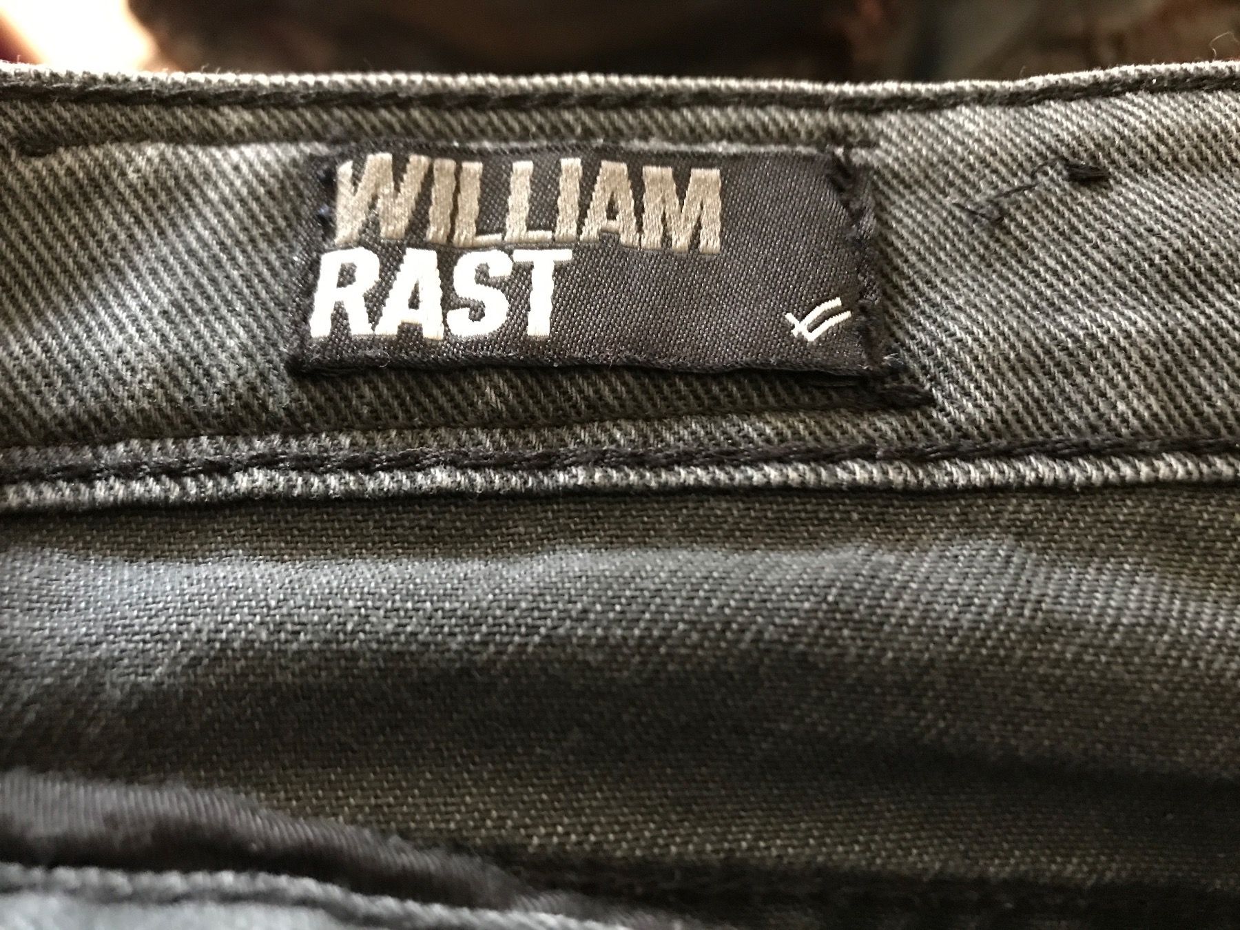 Jeans: SHORT  *WILLIAM RAST* – Usato da thonex venduto da Ktoun 7