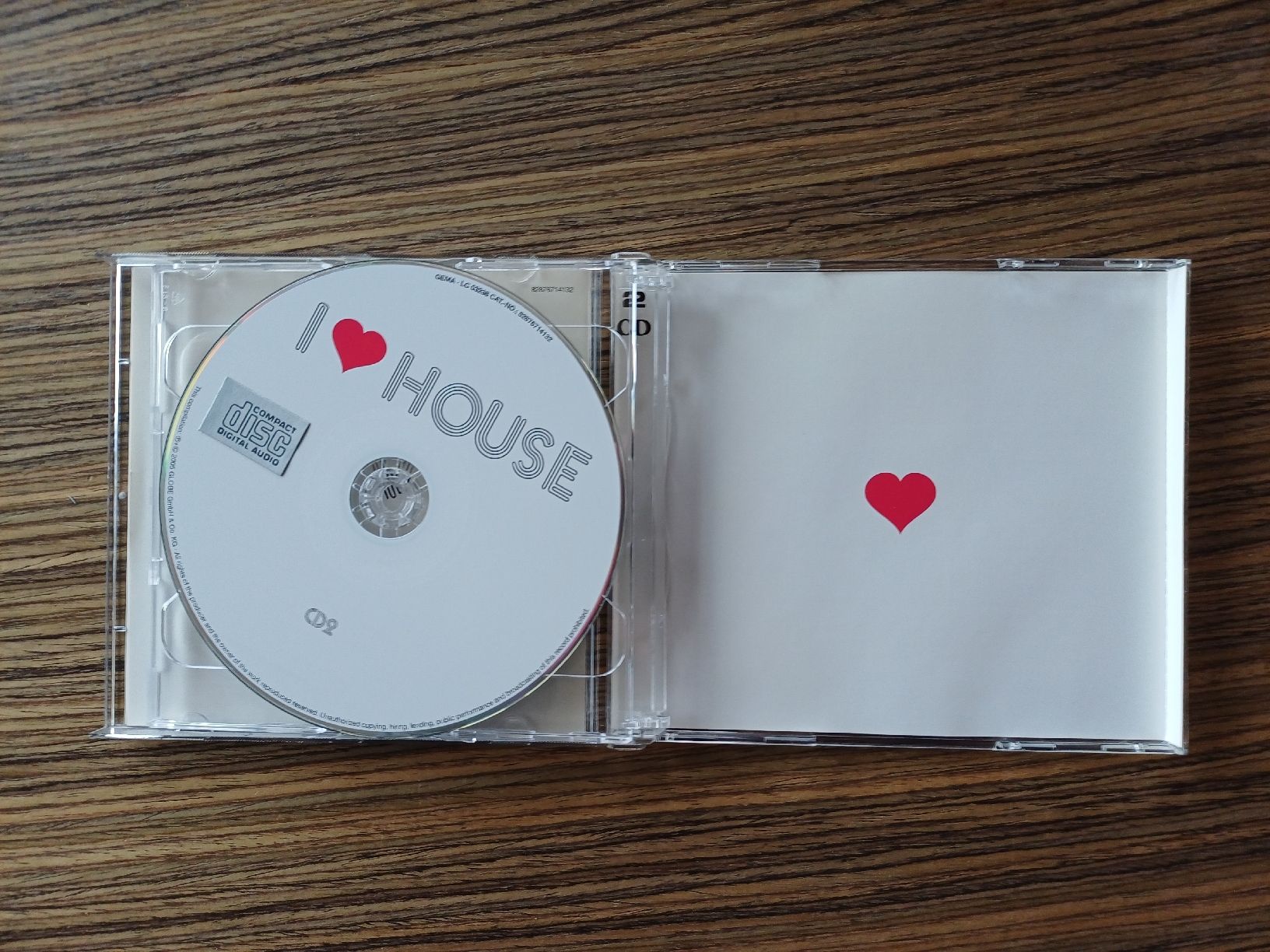CD: I Love House - Compilation CDx2 – Usato da Begnins venduto da Drastic-Sound 5