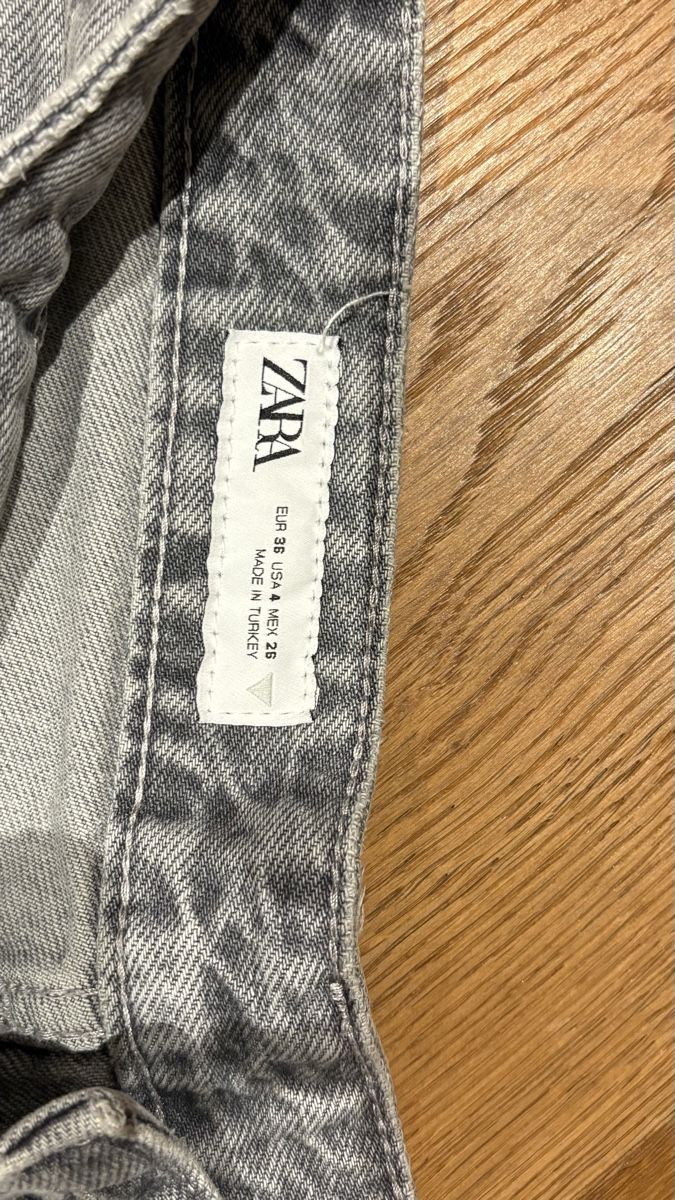 Zara Jeans: Graue Zara Jeans – Usato da Urdorf venduto da mosi_vintage