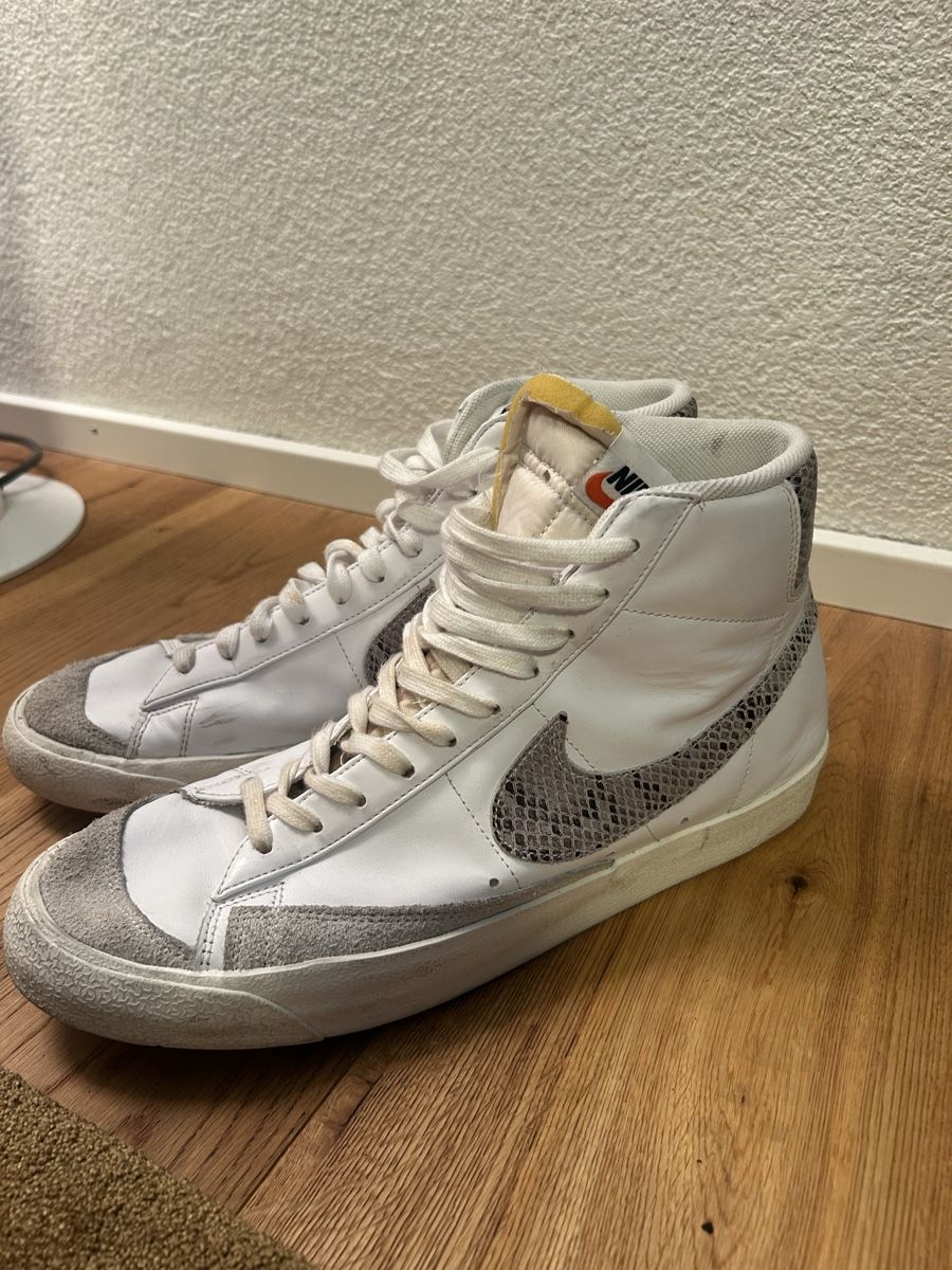 Nike Chaussures hommes: Nike Sneaker – D'occasion à St. Gallen par den_b5pr