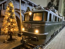 Märklin 3050 SBB Ae 6/6 Sion Personenzug