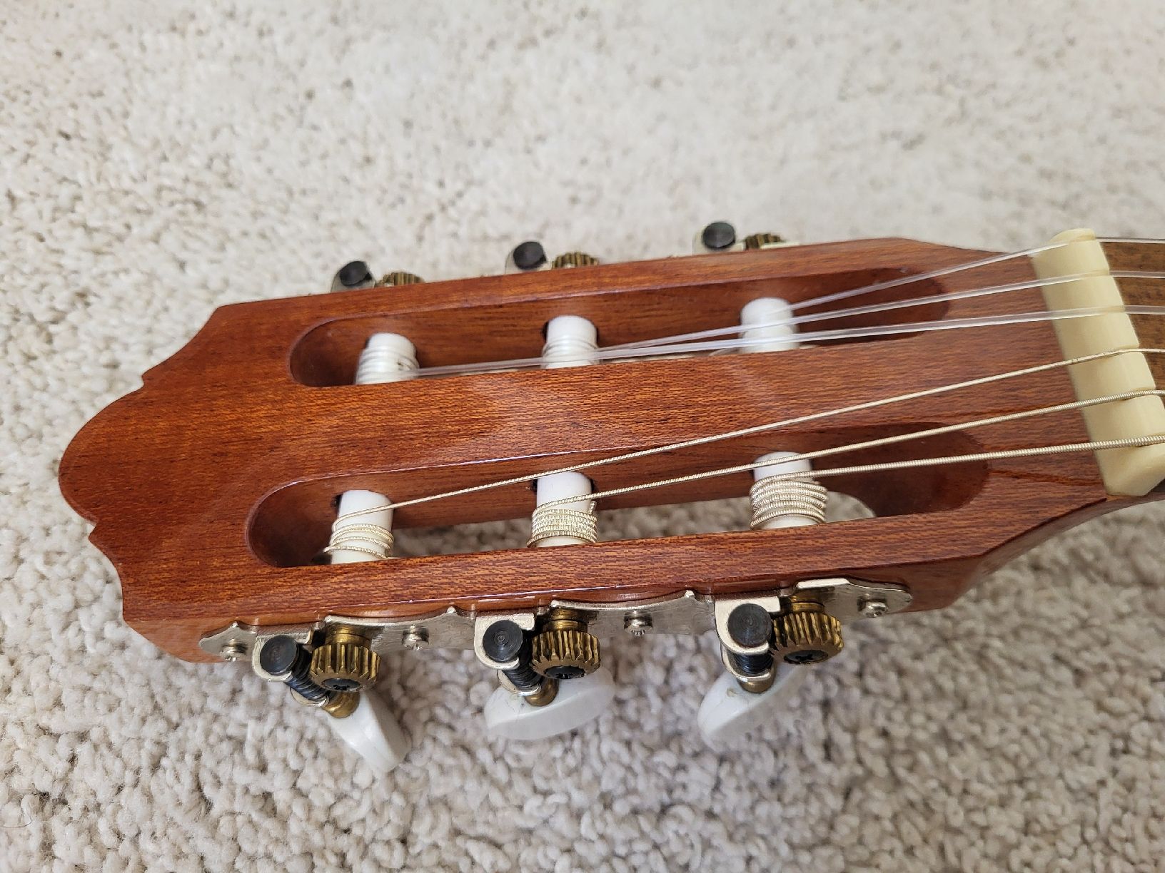 Musikinstrumente: Kindergitarre – Gebraucht aus Zürich von Mumpiz 2