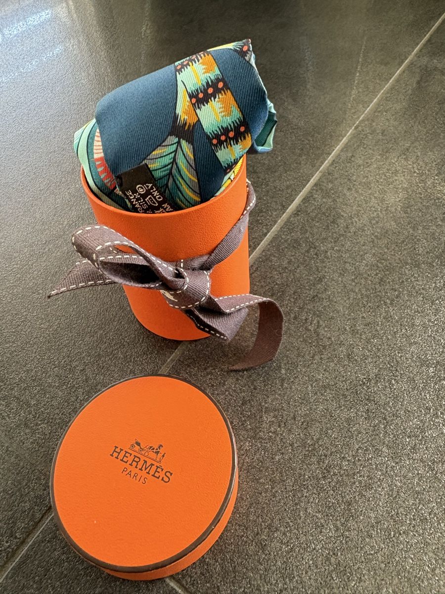Hermès Foulards & écharpes: Hermès Twilly neu – Neuf (Voir description) à Fehren par Frischki 1