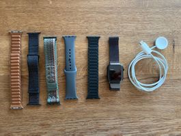 Apple Watch Series 7 Titan/Saphir(GPS + Cellular), Armbänder