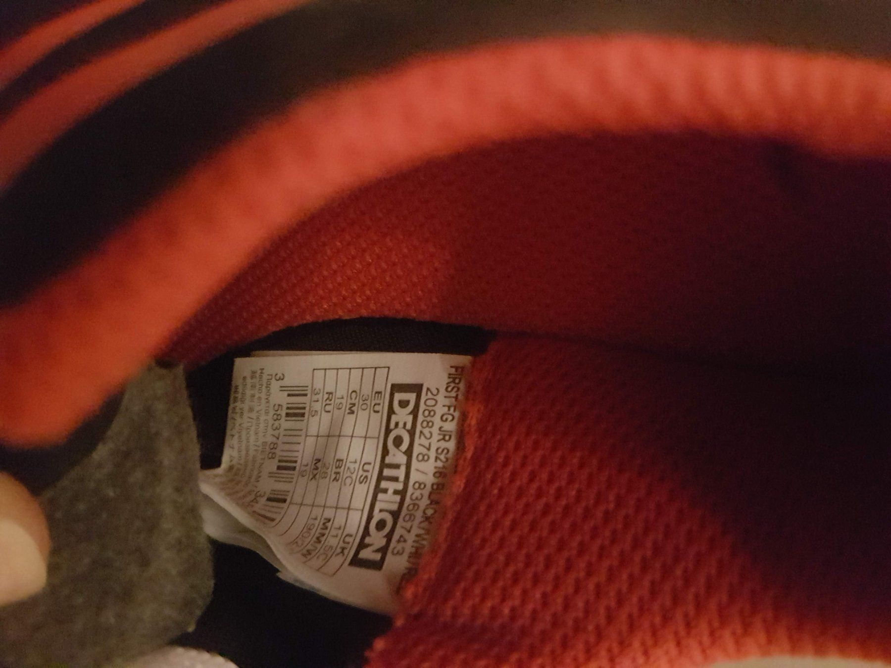 Scarpe per ragazzi: Chaussure de foot  - Decathlon - 30 – Usato da Zürich venduto da heldc 2