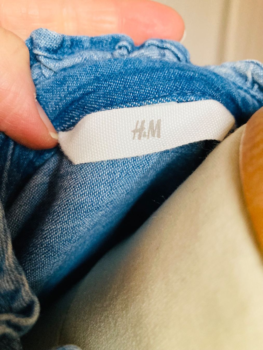 H&M Vestiti: Jeanskleid – Usato da Läufelfingen venduto da petit-nicola 2