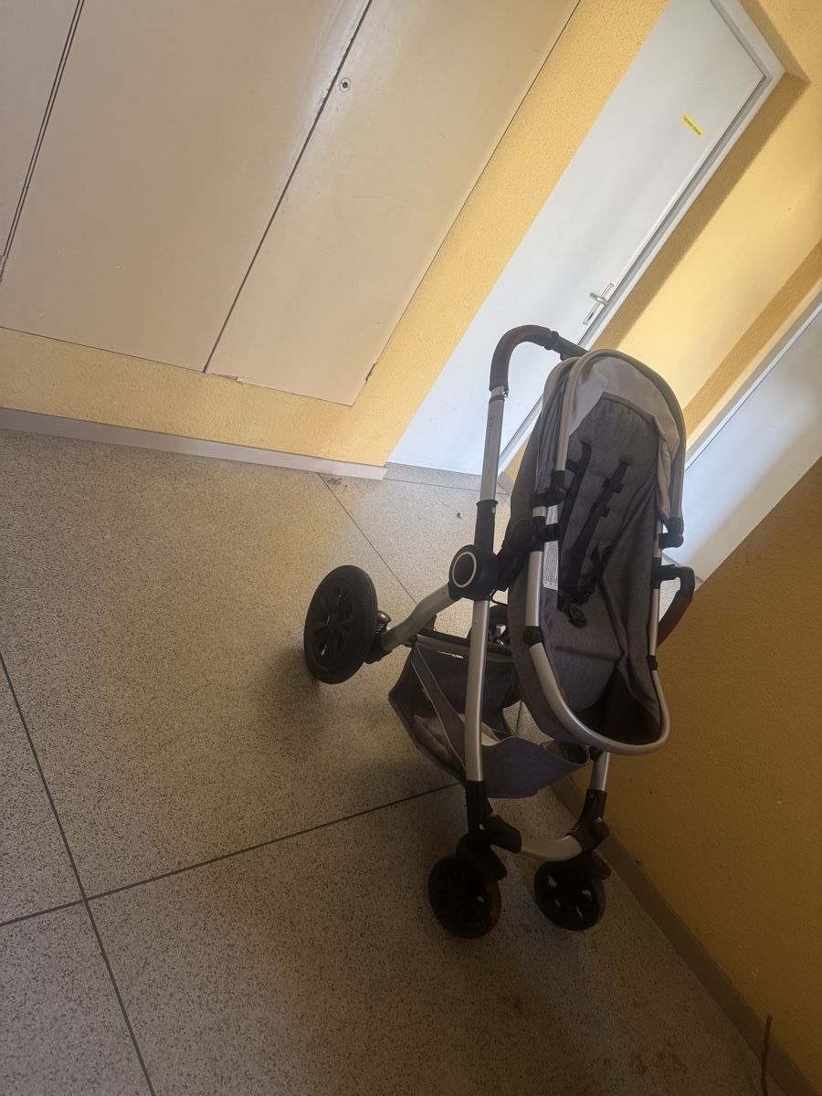 Carrozzine: Kinderwagen – Usato da Hinteregg venduto da keke019 1