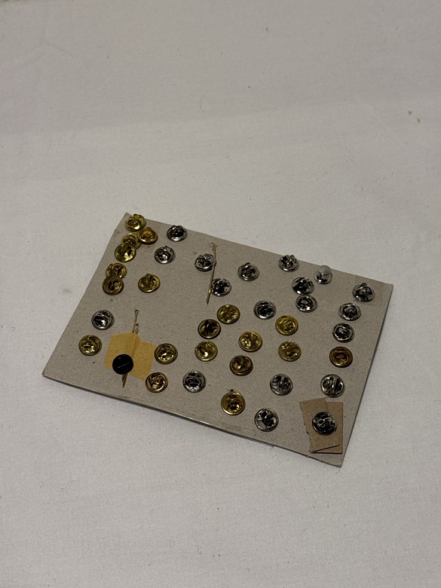 Placchette & Badge: Auto Pins Anstecker Sammlung – Usato da Stüsslingen venduto da leo_nzh6 6