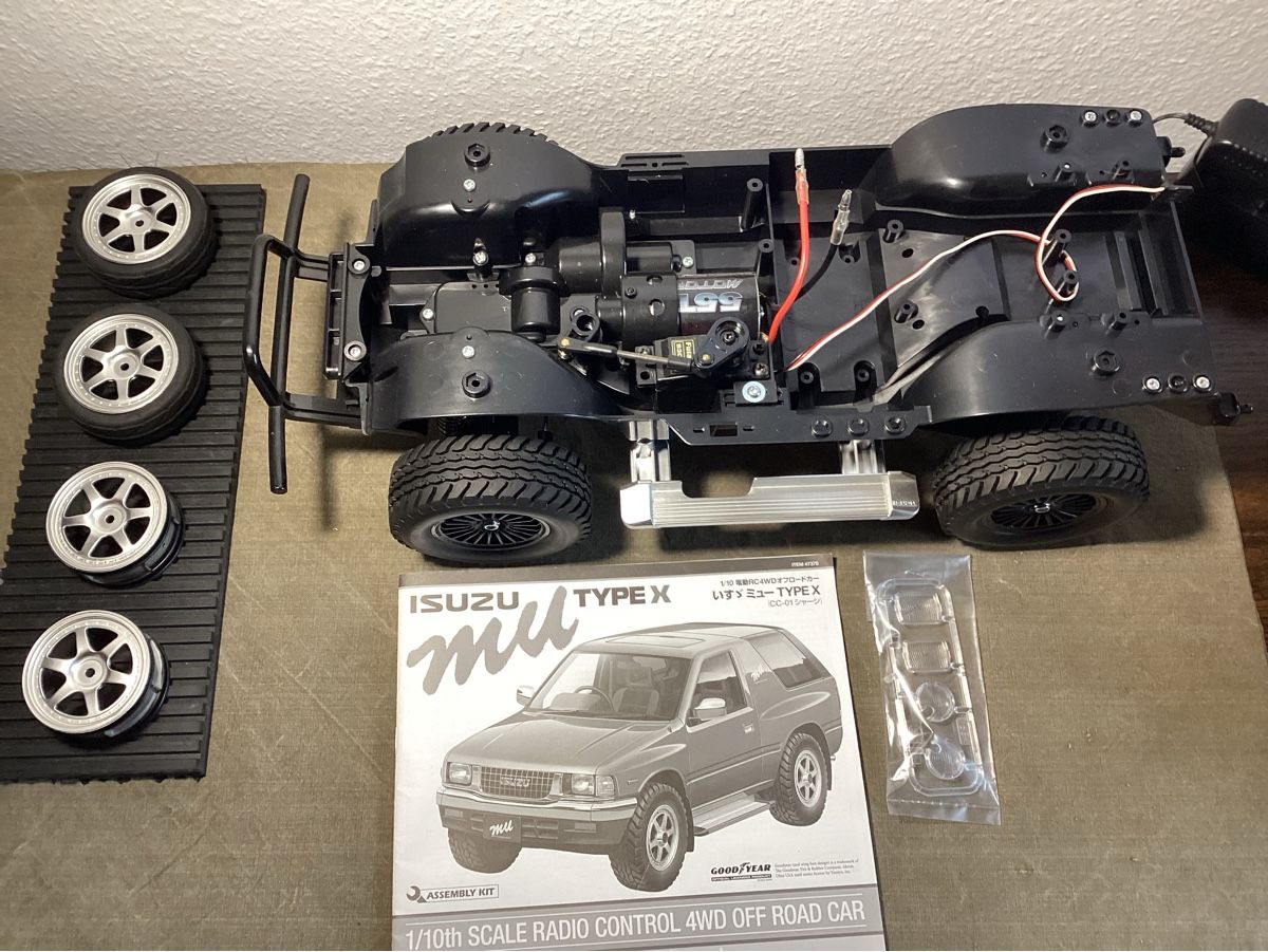 Tamiya Modellismo RC: RC Auto Isuzu Mu – Usato da Eggiwil venduto da M8Black 8