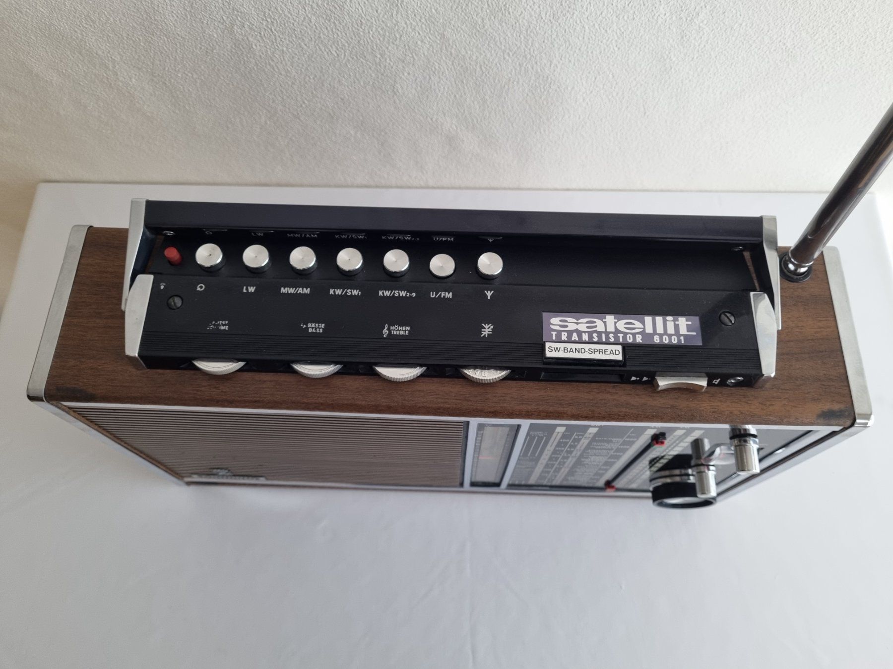Grundig Radio: Grundig Satellit Transistor 6001 – Usato da Wettingen venduto da Xtra0 2