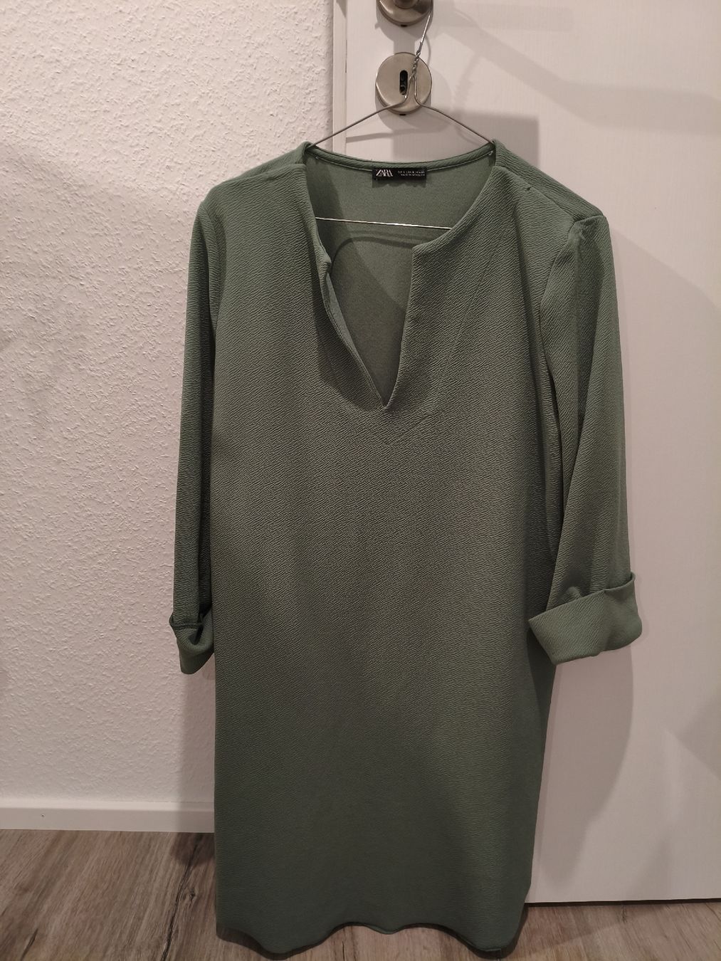 Zara Kleider: Zara S maglia lunga – Gebraucht aus Bioggio von OresteIronix