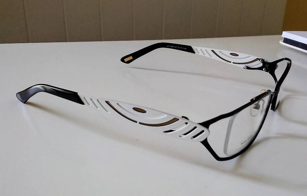 Occhiali & Lenti: Modische Damenbrille – Usato da Uetendorf venduto da kel_5hsq 1