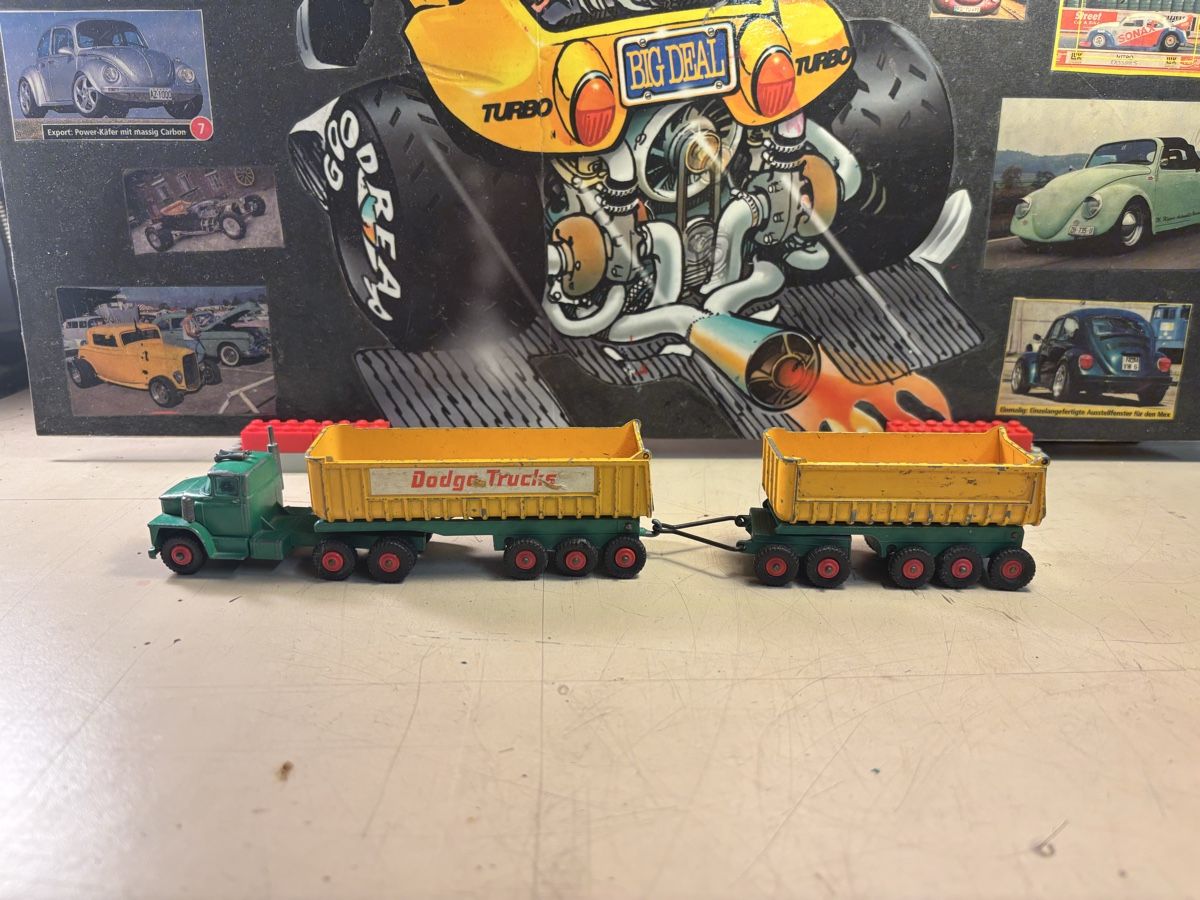 Matchbox Modellini d'auto: Matchbox King Size Dodge Tractor – Usato da Möriken AG venduto da Classics16 1