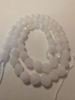 Jaspis weiss facettiert 6mm. Strang