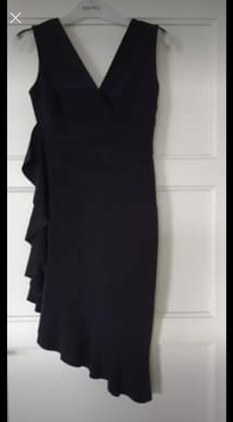 Vestiti: Robe noire taille 36 – Nuovo (secondo la descrizione) da Courtedoux venduto da aur_yb9k