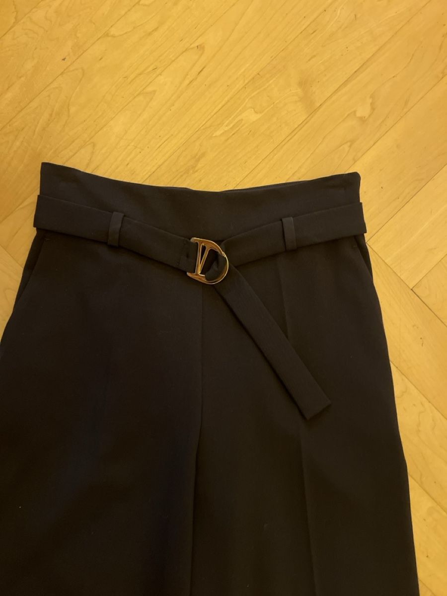 Maje Hosen: Maje Hose Grösse 34 neuwertig – Neu (gemäss Beschreibung) aus Zürich von Alexandra2206 1