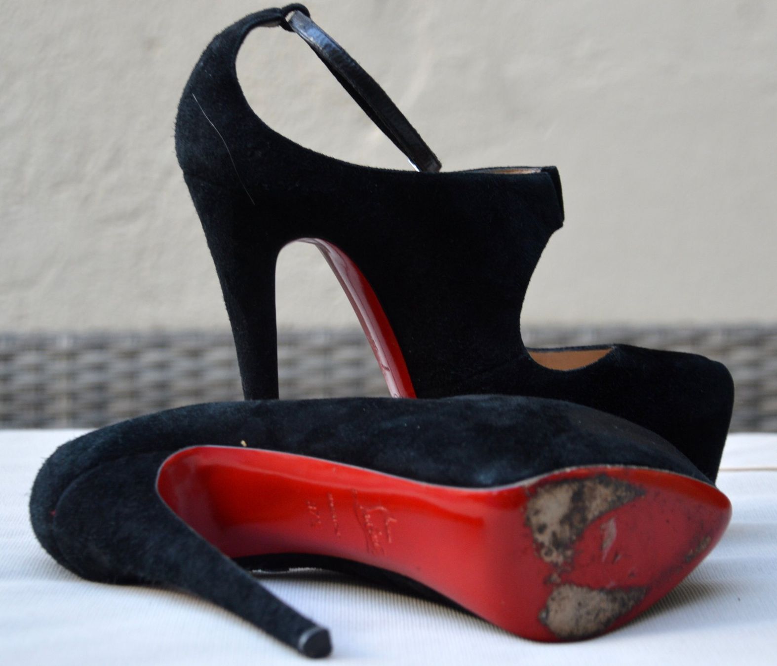 Christian Louboutin Damenschuhe: Christian Louboutin Pumps .37 – Gebraucht aus Collonges von arashee 7
