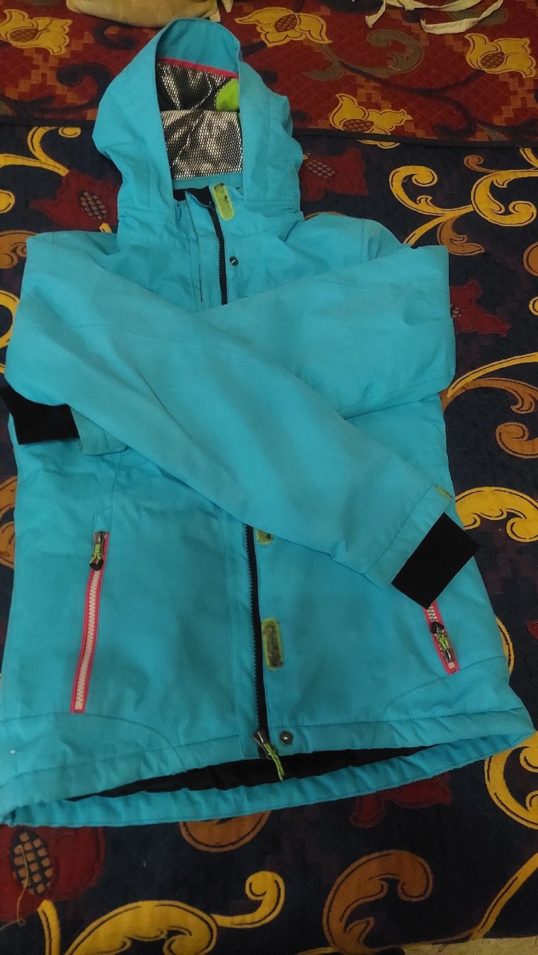 Killtec Giacche: SkiJacke/Winterjacke Killtec gr.164 – Usato da Basel venduto da O-MEGA 8