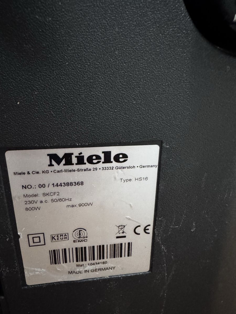 Miele Aspirapolveri & Accessori: Miele Blizzard CX1 beutellosen Staubsauger – Usato da Mönchaltorf venduto da gol_pg75 4